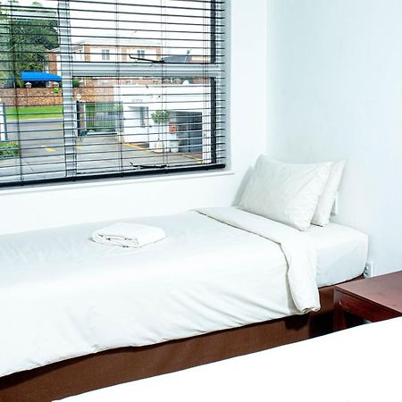 Vetho 1 Apartments Or Tambo Airport Joanesburgo Exterior foto
